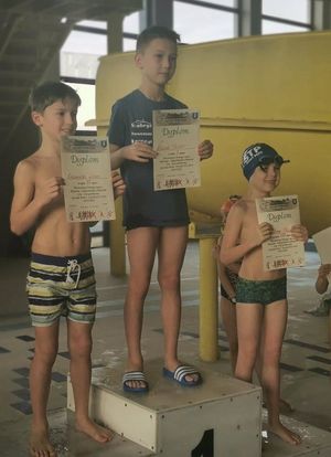 Sukces naszych pływaków w Mistrzostwach Nowego Sącza