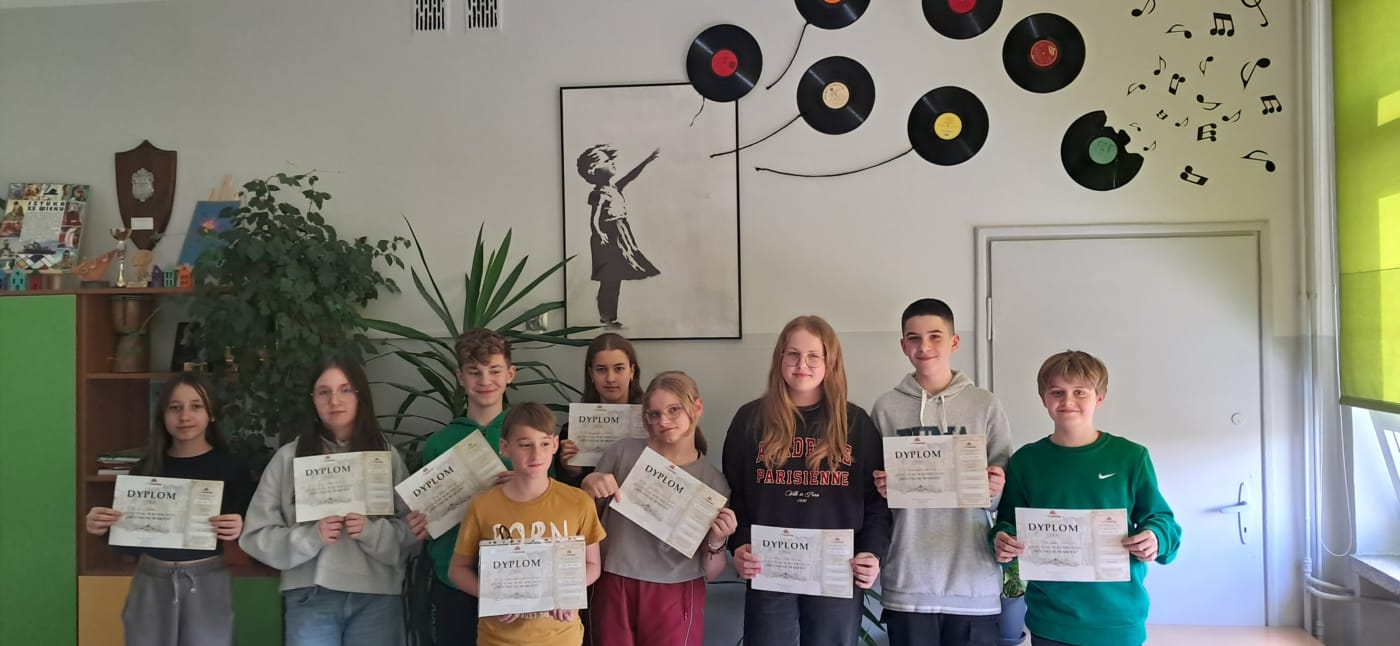 Nagrody dla 240 uczniów naszej szkoły w Ogólnopolskim Konkursie Plastycznym