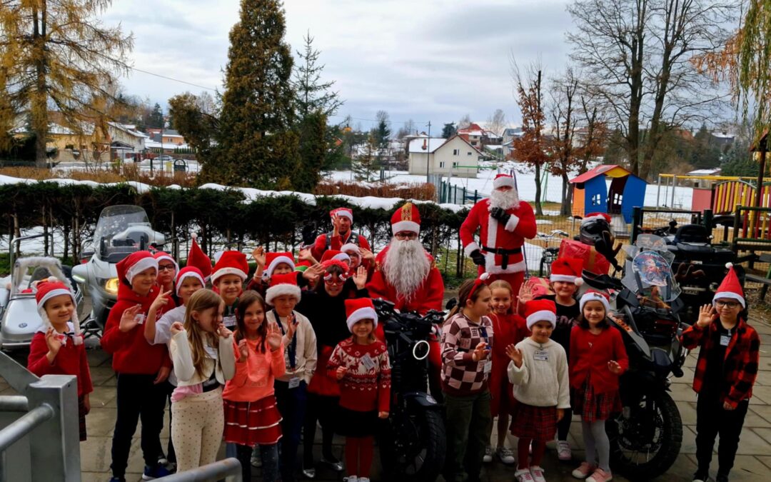Mikołajki i MotoMikołaje w naszej szkole :-)